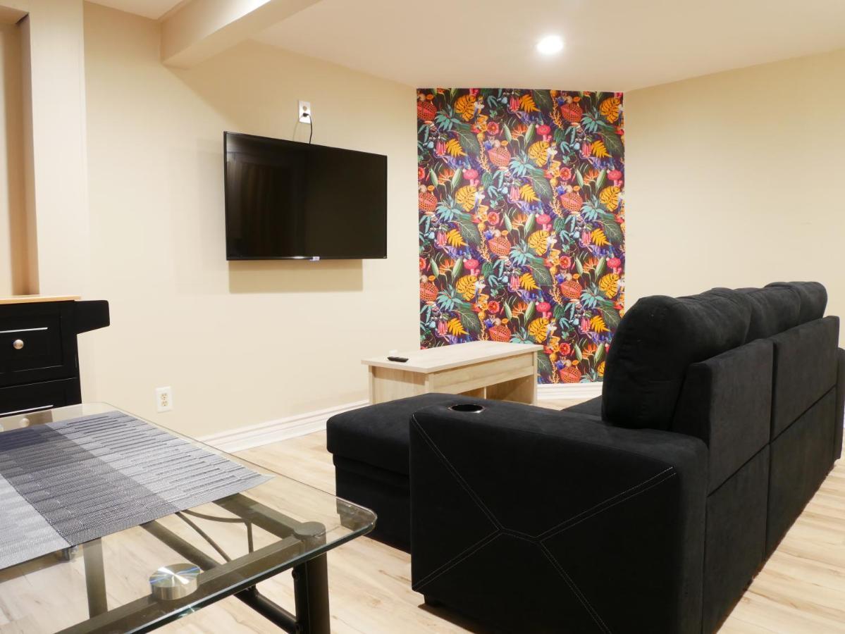 Private Basement, Bath, Living Area In Morrison Apartment Luaran gambar